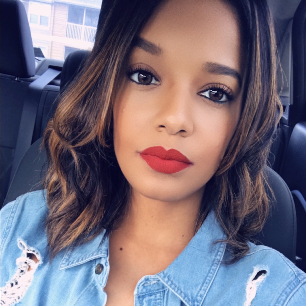 Meet your Posher, Bianca